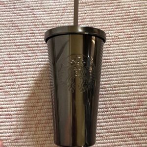 Smokey gray/taupe Starbucks tumbler. (Grande)